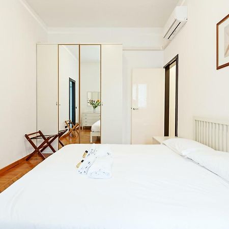 S. Maria Valle Central Roomy Flat Milano Eksteriør billede