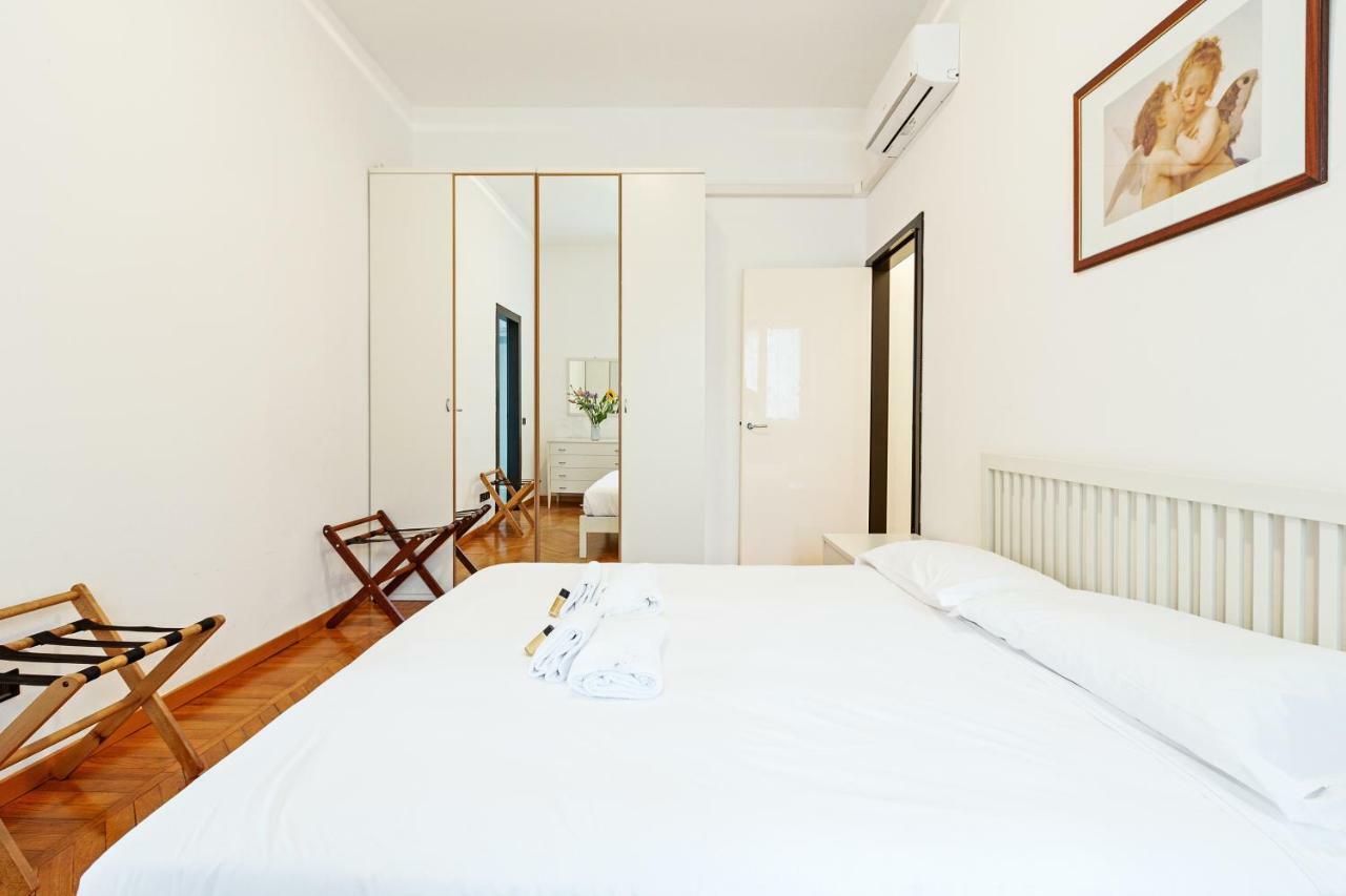 S. Maria Valle Central Roomy Flat Milano Eksteriør billede