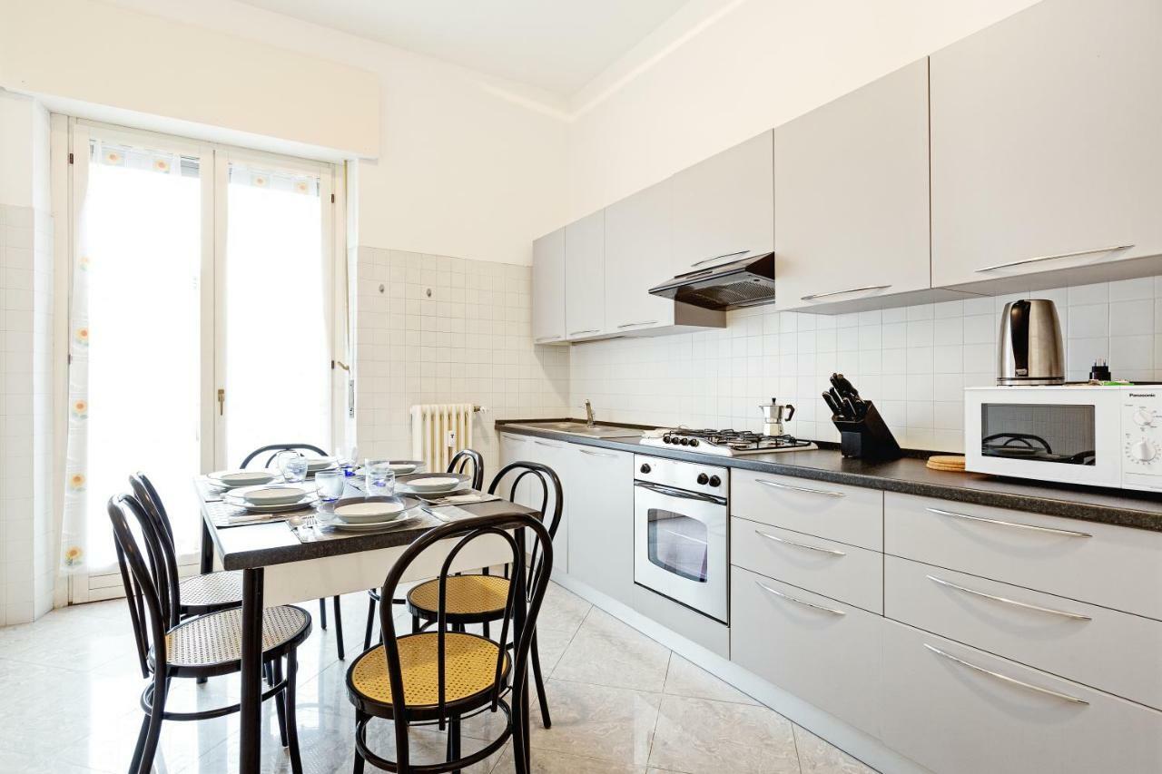 S. Maria Valle Central Roomy Flat Milano Eksteriør billede