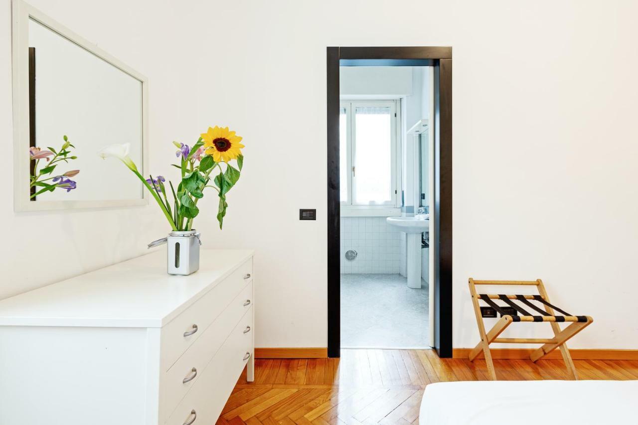 S. Maria Valle Central Roomy Flat Milano Eksteriør billede
