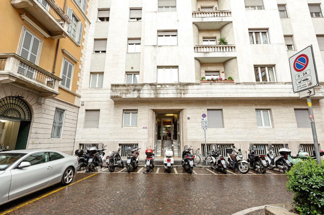 S. Maria Valle Central Roomy Flat Milano Eksteriør billede